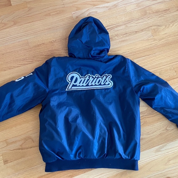 New England Patriots Reversible Hooded Windbreaker - Picture 2 of 6